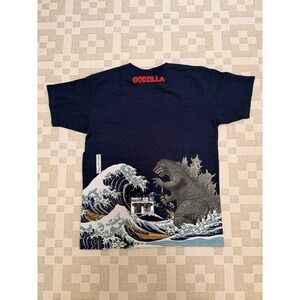 Godzilla Great Wave Off Kanagawa Shirt TOHO Size XL Fits Large NWT Japanese